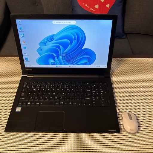 DynabookB65/H第8世代i5-8250U＋SSD256GB＋メモリ8GBwebカメラ/オフィス新品無線マウス