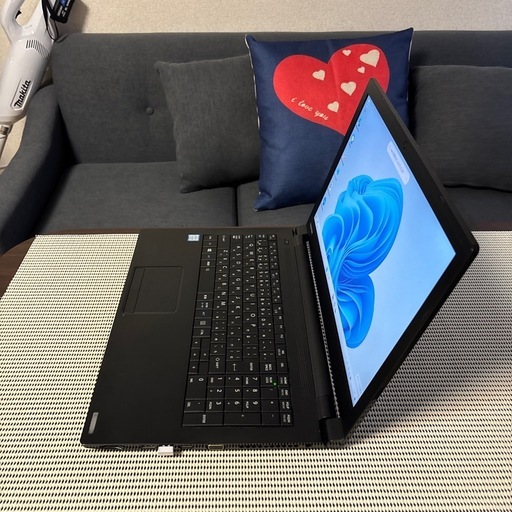 DynabookB65/H第8世代i5-8250U＋SSD256GB＋メモリ8GBwebカメラ/オフィス新品無線マウス