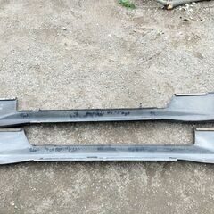 NISSAN スカイライン HR32・HCR32用 純正サイドステップ