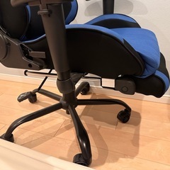 島忠ホームズ　ゲーミングチェアの画像