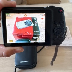 CASIO EX-Z330 コンパクトデジタルカメラの画像