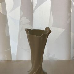花瓶 花入 花器 陶器 ドレープの画像