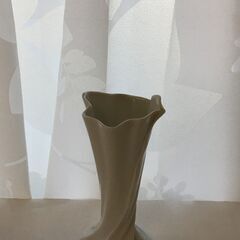 花瓶 花入 花器 陶器 ドレープの画像