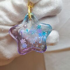 レジン　キーホルダー　雪の画像