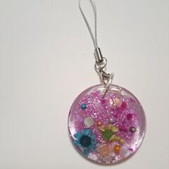 レジン　キーホルダー　ドライフラワーの画像