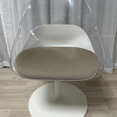 定価3万 回転チェア ホワイト ダイニングチェア IKEAの画像