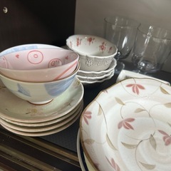 食器あげます
の画像