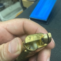 PENGUIN　ガスライター　ゴールド色の画像