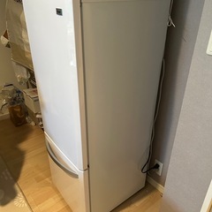 れいぞうこ冷蔵庫の画像
