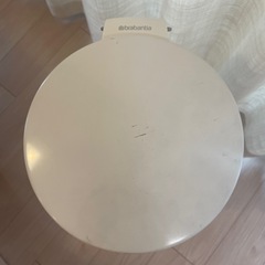 brabantia ブラバンシア スリム ペダルビン ゴミ箱 白　20Lの画像