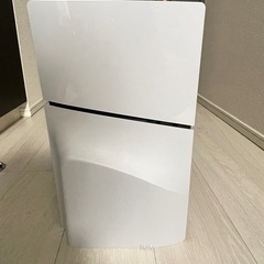プレステ５スリム型 ディスクドライブ付き PS5の画像