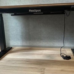FlexSpot 電動昇降式デスク　一年半弱使用の画像