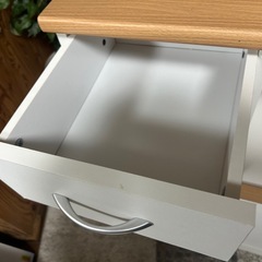 食器棚の画像