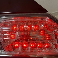 20ヴェルファイア テールランプの画像