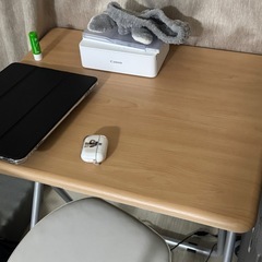 의자 2개 책상 3개 팝니다!の画像