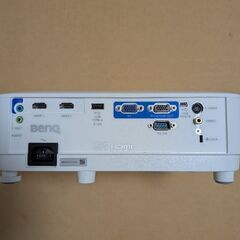 BenQ　DLPプロジェクター　MH560の画像