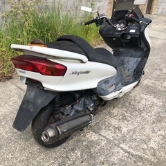 ヤマハ　マジェスティC  書類付部品取り、レストアベース車の画像