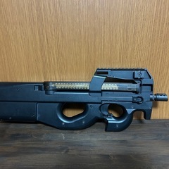 東京マルイP90スタンダード　電動ガン・エアガン　アッパーマウントレール付き の画像