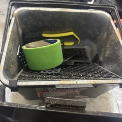 DIYグッズ塗装ローラーセットと紙やすりの画像