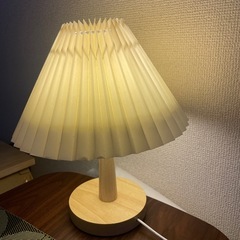 デスクライトの画像