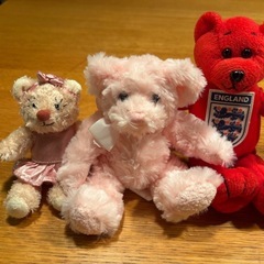 美品❗️クマのぬいぐるみ５個の画像