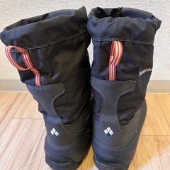 モンベル パウダーブーツの画像