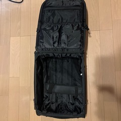 スーツケースの画像