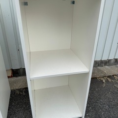 作品(商品)の展示台　2台ありますの画像