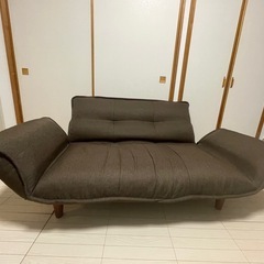 二人掛けソファの画像