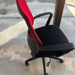 メッシュチェア　レッド　赤　Aの画像