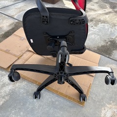 メッシュチェア　レッド　赤　Aの画像