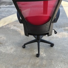 メッシュチェア　レッド　赤　Bの画像