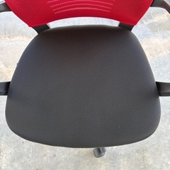 メッシュチェア　レッド　赤　Bの画像