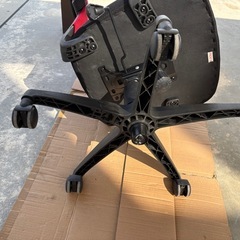 メッシュチェア　レッド　赤　Bの画像