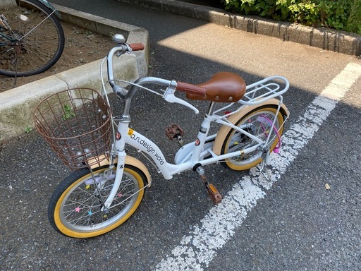 [受渡決定]　自転車　キッズ　ホワイト