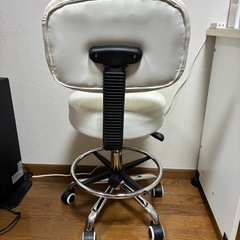 椅子 丸椅子　の画像