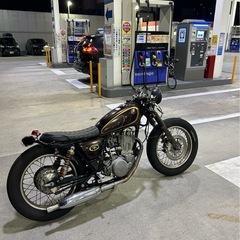  SR400カフェレーサーの画像