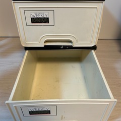 収納ボックスの画像