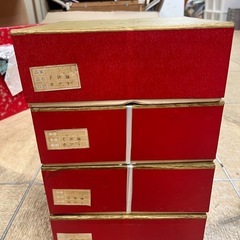 無料で差し上げます。未使用新品　九谷焼　子供祝い膳揃え　男の子用　4セットまとめて引き取り希望の画像