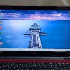 🍆NEC🌟Lavie🌟NS150HAR🌟美品赤🌟SSD🌟WIN11🌟Office2021の画像