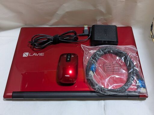 ?NEC?Lavie?NS150HAR?美品赤?SSD?WIN11?Office2021