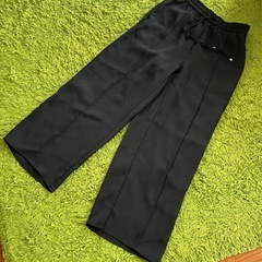 🌸500円商品✖️3つで1000円❗️ GU ドローストリング イージーワイドパンツ L ブラックの画像