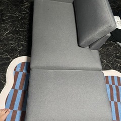 【取引中】オットマン付きソファの画像