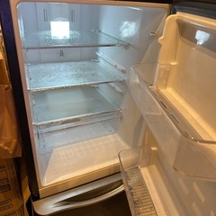 冷蔵庫の画像
