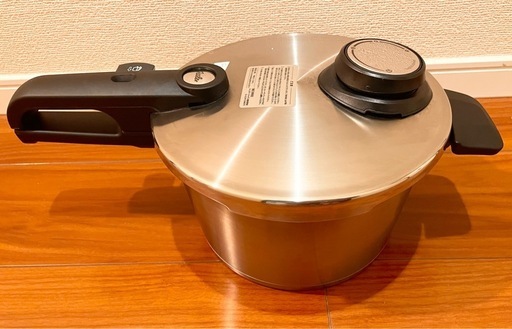 フィスラービタビットプレミアム 圧力鍋 4.5L  新型