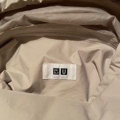UNIQLO ドローストリングショルダーバッグの画像