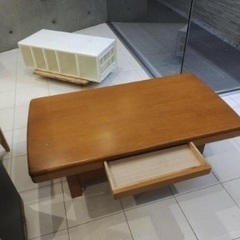 センターテーブルの画像