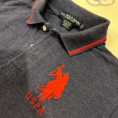 👕【U.S. POLO ASSN. ネイビーポロシャツ】XLサイズ（日本サイズ150相当） 赤いロゴ刺繍がアクセントの上品でおしゃれな1枚です。の画像
