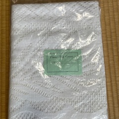 新品　白レースのピアノカバーの画像