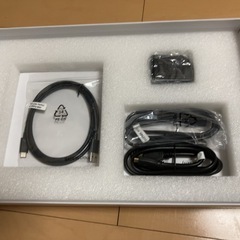 ⭐️ 15.6インチポータブルモニター フルHD Type-C2個搭載 新品未使用 専用カバーなど付属品多数の画像